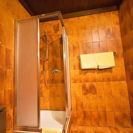 Aparthotel Versettla