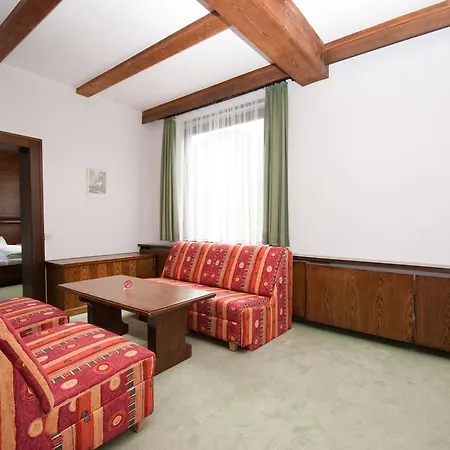Aparthotel Versettla Aparthotel 3*