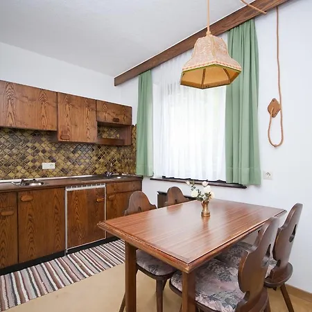Aparthotel Versettla Aparthotel 3*